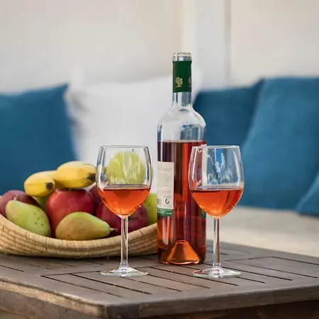 Отель 23 Mykonos Mykonos Town