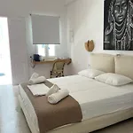23 Mykonos Hotel 3*